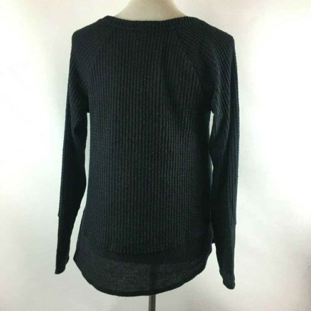 Caslon Black Cozy V-Neck Waffle Knit Tee - Picture 13 of 16